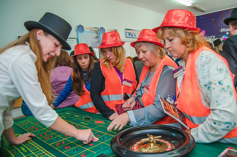 Отметить День строителя в Grodno с Квесторией